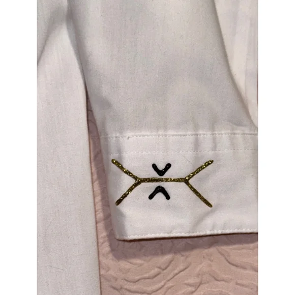 A white shirt. Mens size 14 1/2. Poly-cotton Korea decorated for what?  - Picture 9 of 15